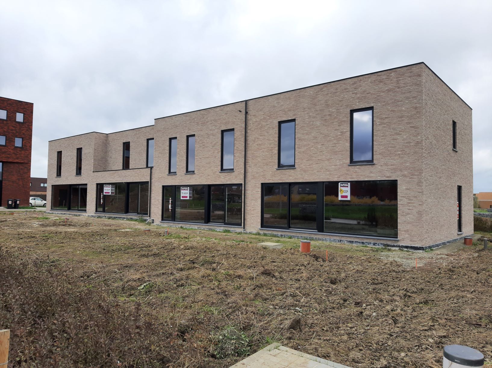 Buitenschrijnwerk Lot 108-111
